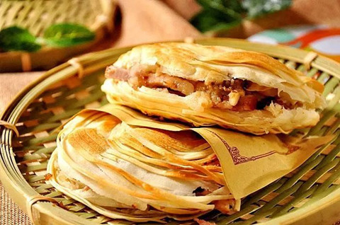 潼關(guān)肉夾饃協(xié)會(huì )道歉：我們深感自責，立即停止對全國經(jīng)營(yíng)者的維權